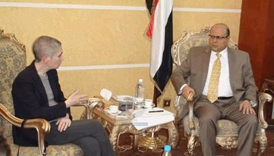 وزير الخارجية يبحث أوجه التعاون مع المنسق الأمريكي لمكافحة الإرهاب