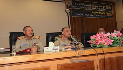 وزير الدفاع يؤكد ان القوات المسلحة ستعمل بكل قوة على مواجهة الارهاب