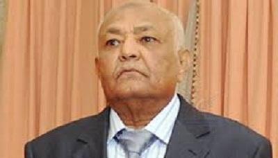 رئيس الوزراء يعزي بوفاة محافظ المهرة