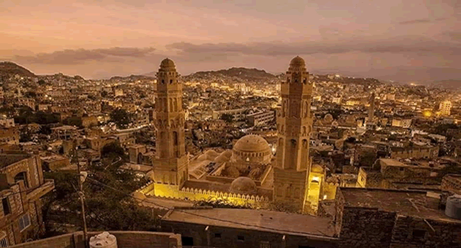 السلطة المحلية بتعز تنعي العلامة حسين محمد المفتي