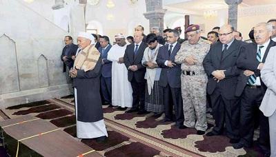 تشييع رسمي مهيب لجثمان فقيد الوطن علي محمد خودم في صنعاء قبل مواراته الثرى في مسقط رأسه بالمهرة