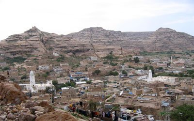 مشائخ واعيان رداع يؤكدون وقوفهم الى جانب الدولة وبراءتهم من الاعمال الارهابية