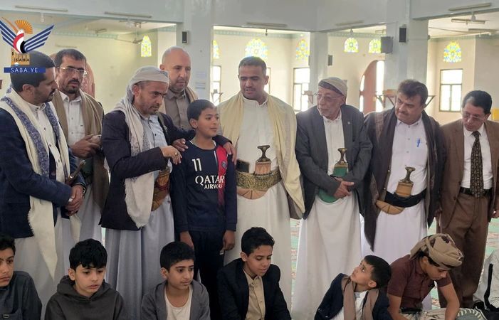 المداني وهضبان يتفقدان الدورات الصيفية بمديرية الثورة بأمانة العاصمة