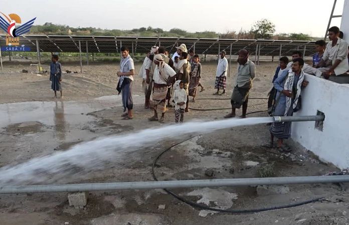 محافظ الحديدة يفتتح مشروع شبكة مياه الميتنة والقرى المجاورة بمديرية التحيتا