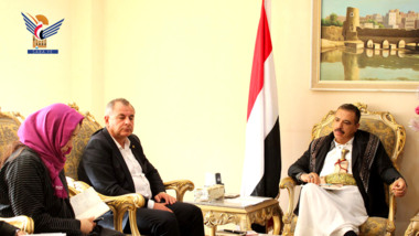 وزير الخارجية يلتقي القائمين بأعمال ممثل مفوضية شؤون اللاجئين ومنظمة الهجرة الدولية
