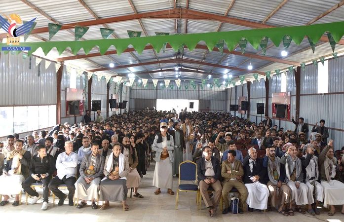 شركة يمن موبايل تدشن توزيع كسوة العيد في دار الأيتام بصنعاء