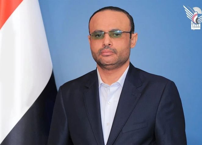 الرئيس المشاط يعزي في وفاة الشيخ أحمد الشعاب