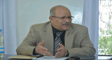 عضو السياسي الأعلى النعيمي يعزي في وفاة الشيخ محسن أبو حاتم