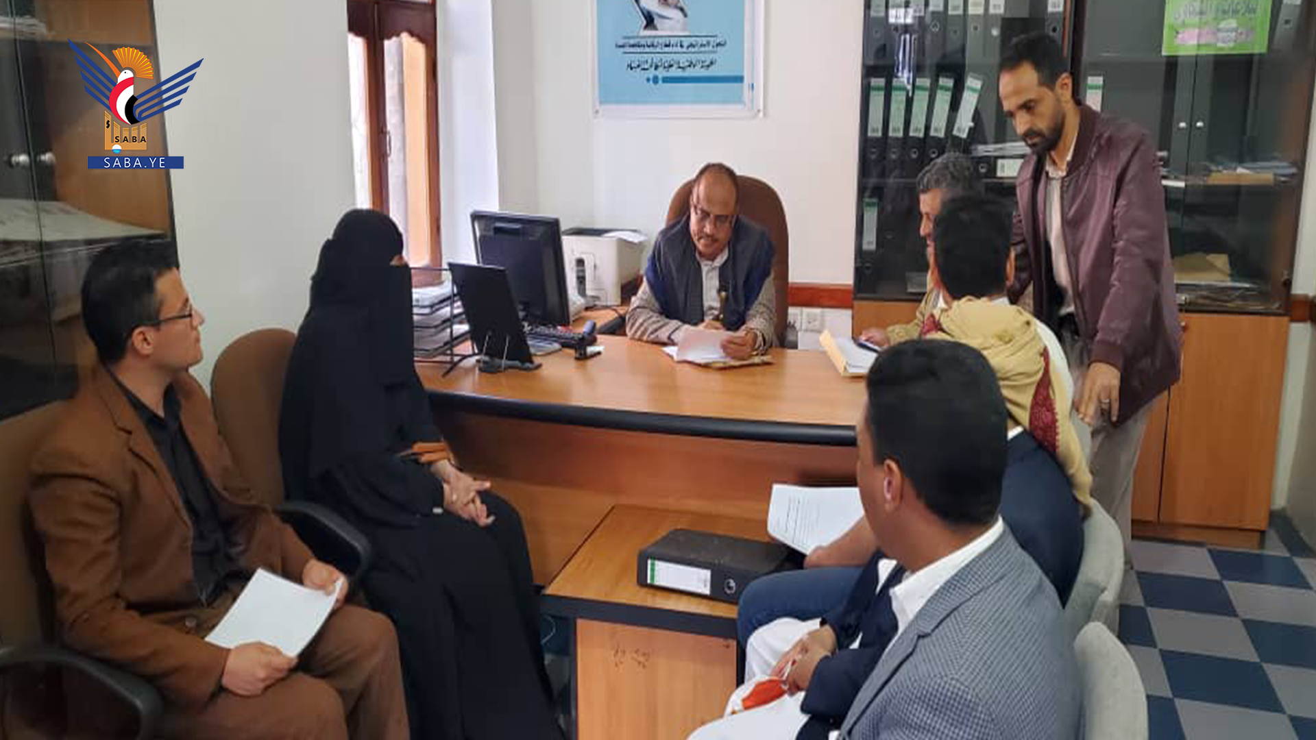 رئيس هيئة مكافحة الفساد يستقبل شكاوى المواطنين ويتخذ الإجراءات اللازمة بشأنها