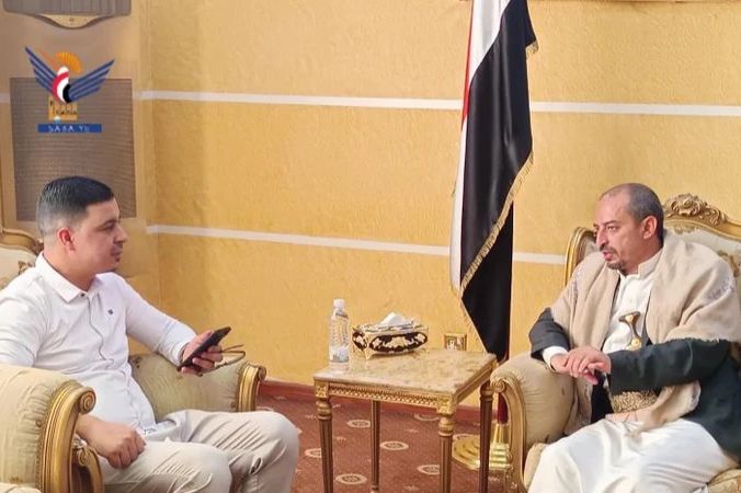 نائب وزير الخارجية يبحث مع مدير مكتب جمعية العون المباشر جوانب التعاون المشترك