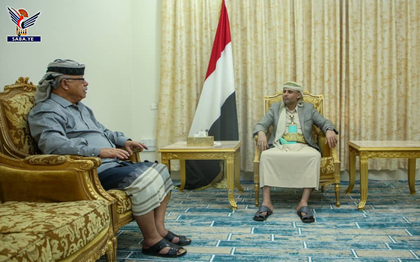 الرئيس المشاط يلتقي رئيس مجلس الوزراء