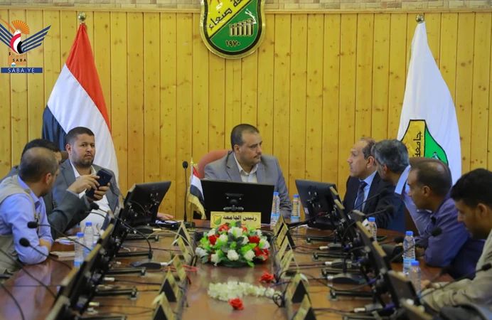 مناقشة جوانب التعاون بين وزارة الاقتصاد وجامعة صنعاء